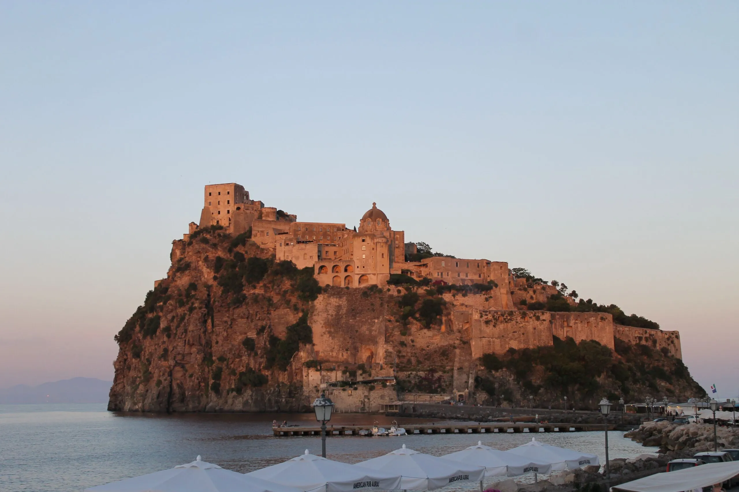 Storia breve dell'isola d'ischia